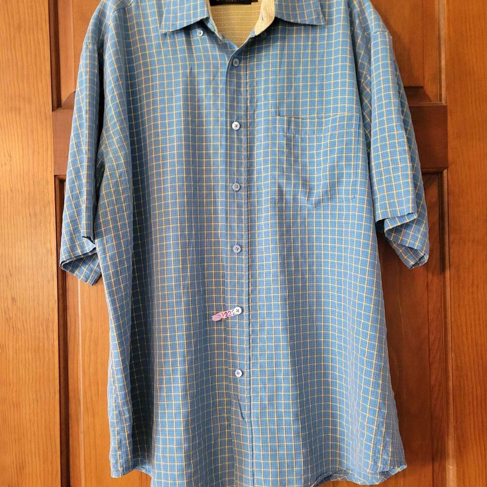 Men's Large Bugatchi Button Down Top